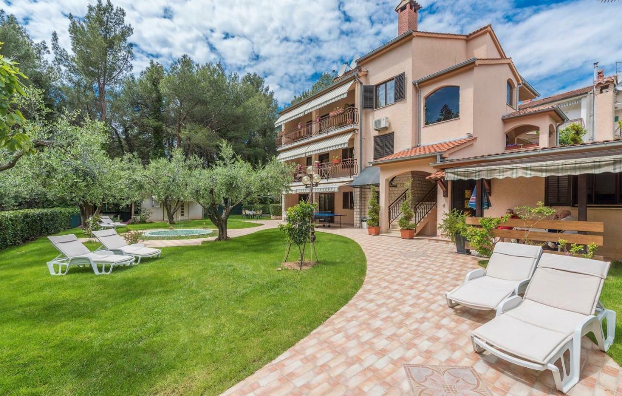 Apartments Rakovac Пореч Екстер'єр фото