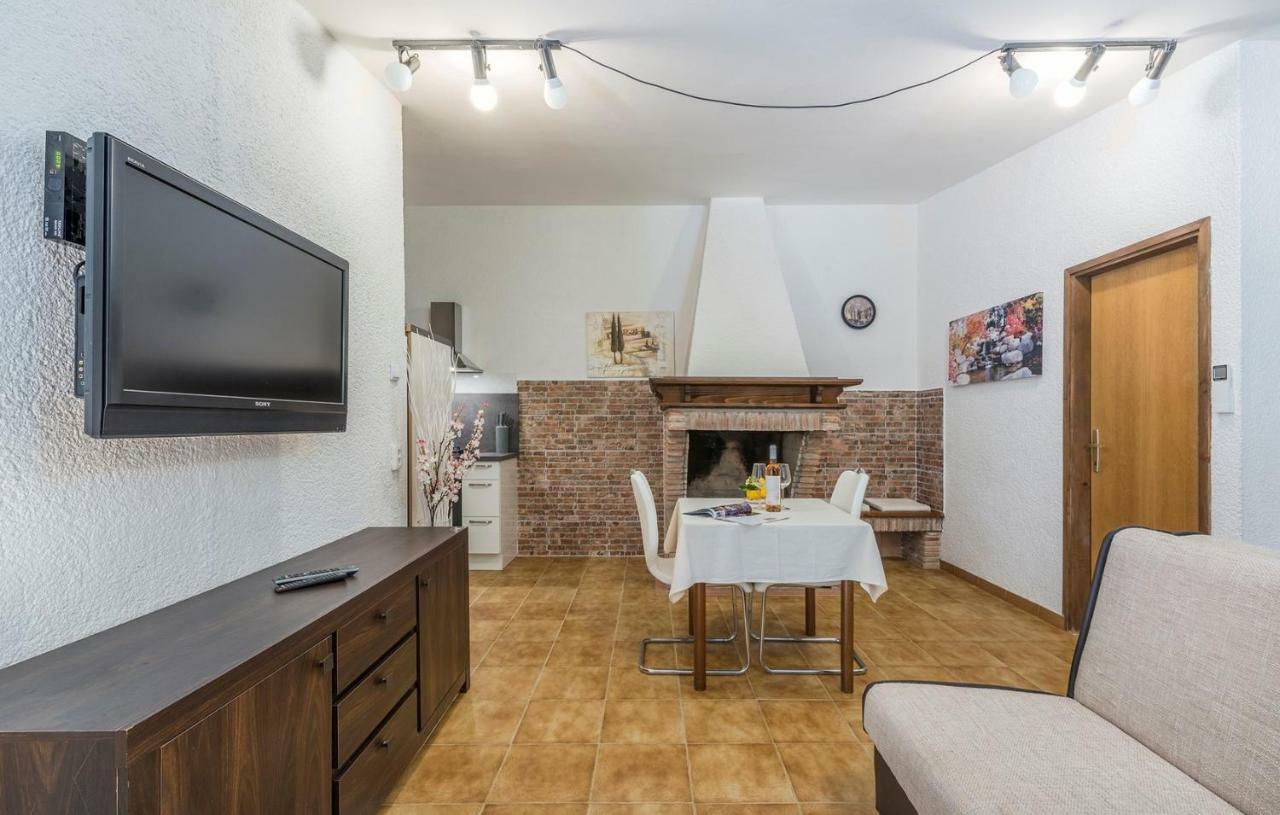 Apartments Rakovac Пореч Екстер'єр фото